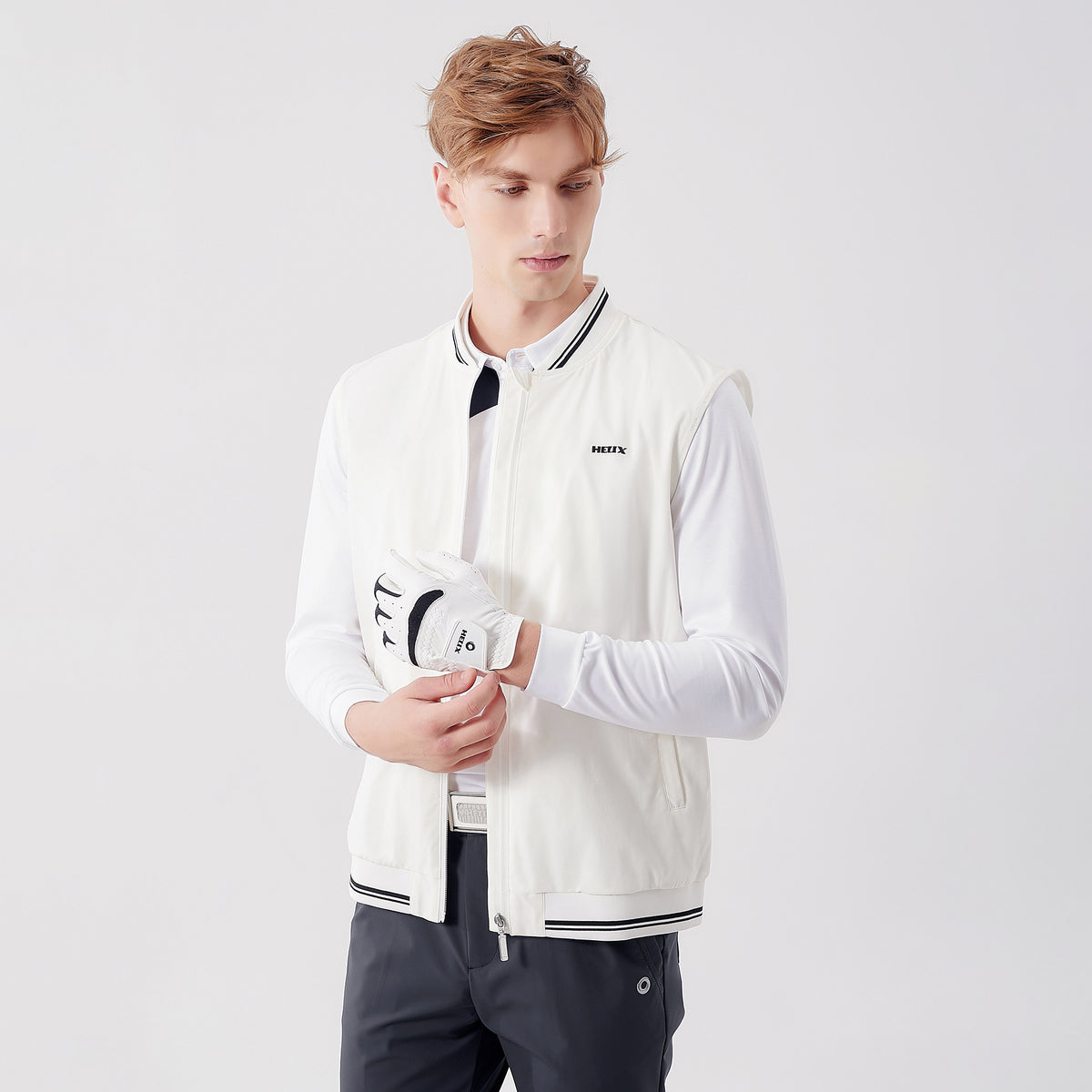 Men's woven vest H60315